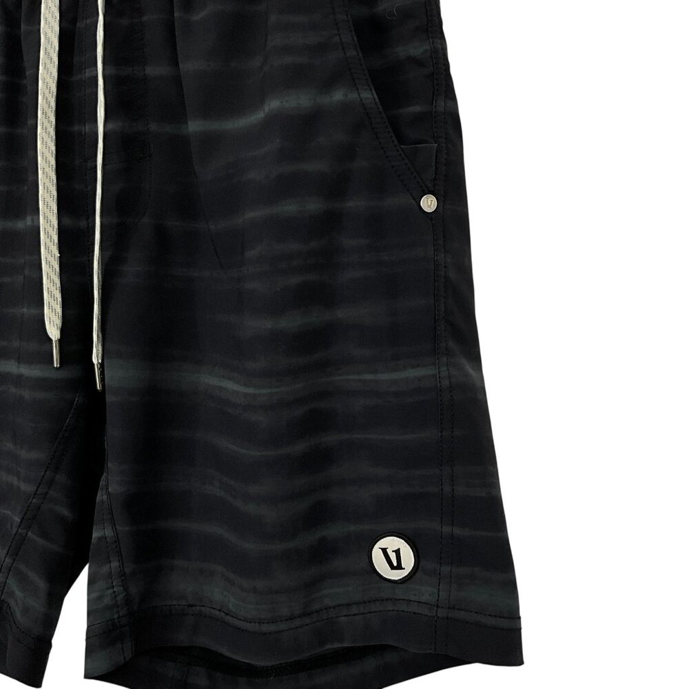 Vuori Kore Shorts Mens Waist 30 / Small Black Gray Striped Lined Drawstring - Picture 2 of 8